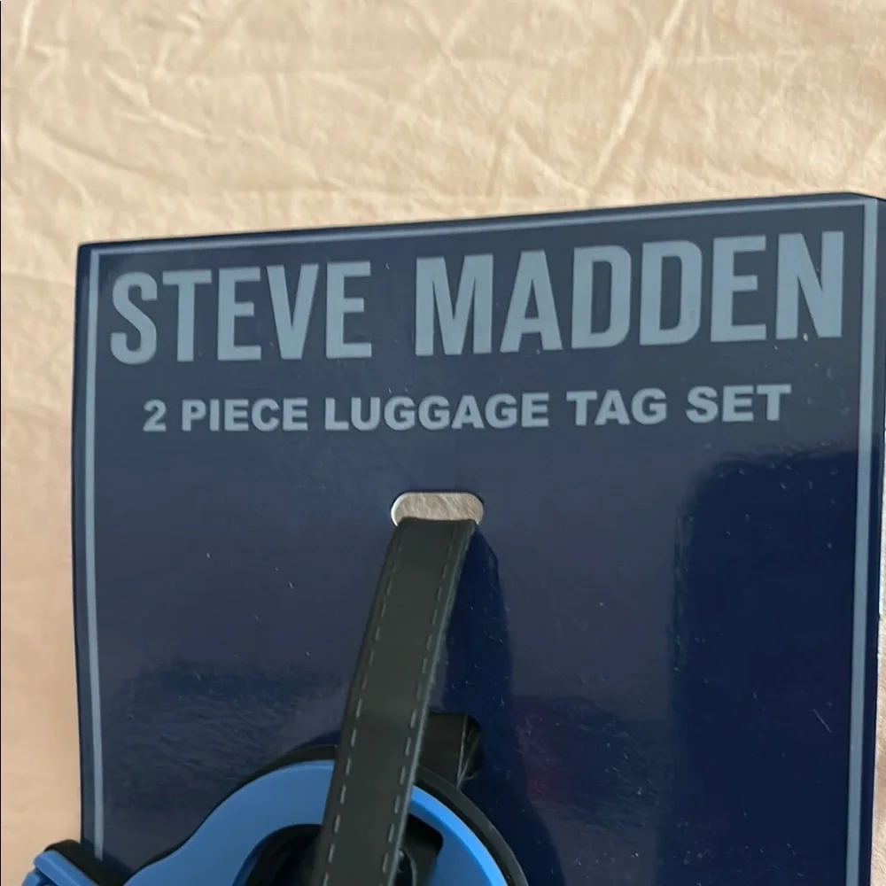 Steve Madden Two-Piece Blue Luggage Tag Set